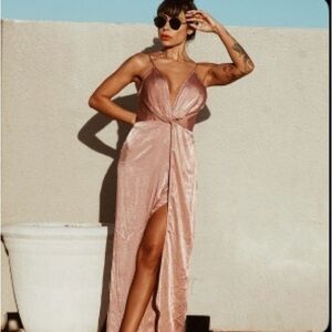 Gypsy Tale Blush Midi Dress Size Small